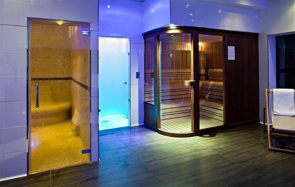 Golf Hotel De Valescure & Spa Nuxe Saint-Raphaël Esterno foto